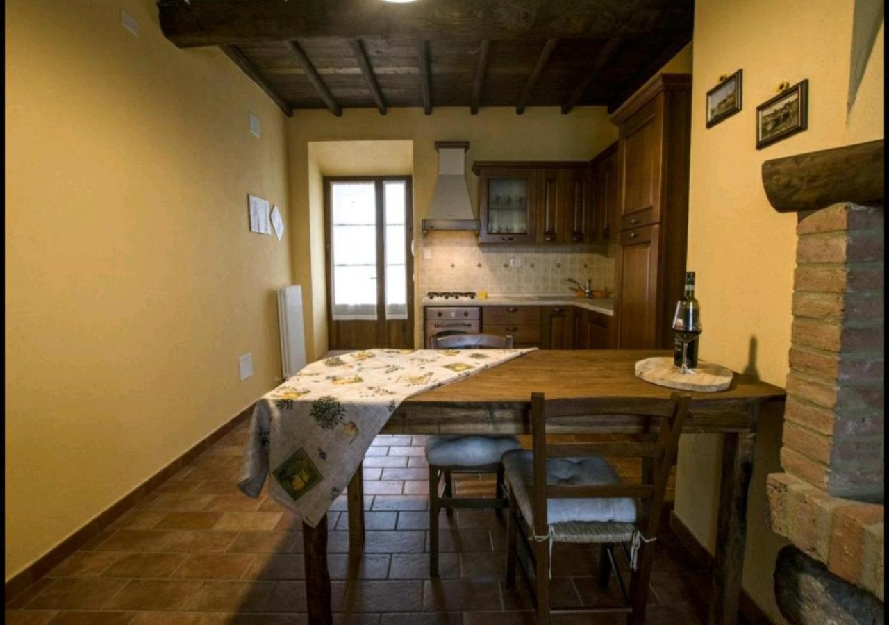 Casetta Della Pina Monticiano Kültér fotó